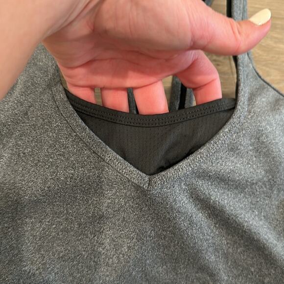 LUCY Gray Layered V Neck Racerback Mesh Keyhole Back Shelf Bra Tank Top Size S - Picture 4 of 10